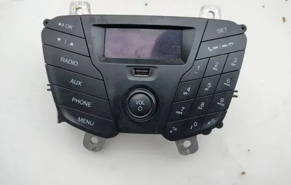 Radio/CD/DVD/GPS head unit
