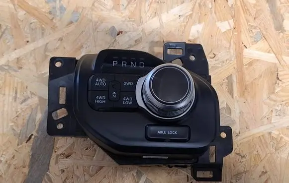 Dodge RAM Gear shift switch/knob 68521282AA P68521282AA