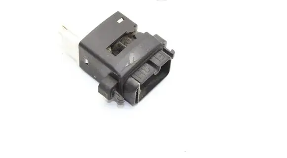Ford Mondeo MK V Oil temperature sensor FL3H19T562A