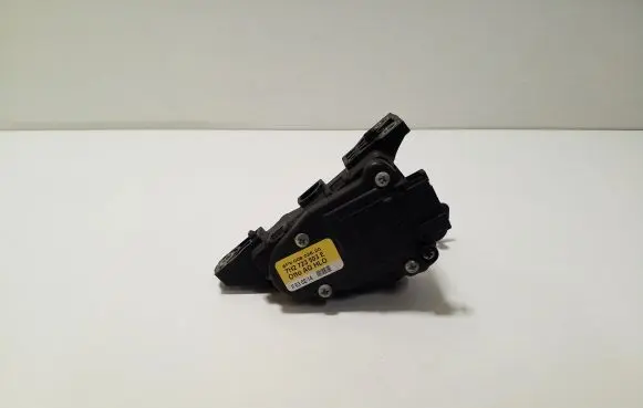 Volkswagen Transporter - Caravelle T5 Accelerator pedal position sensor 7H2723503E