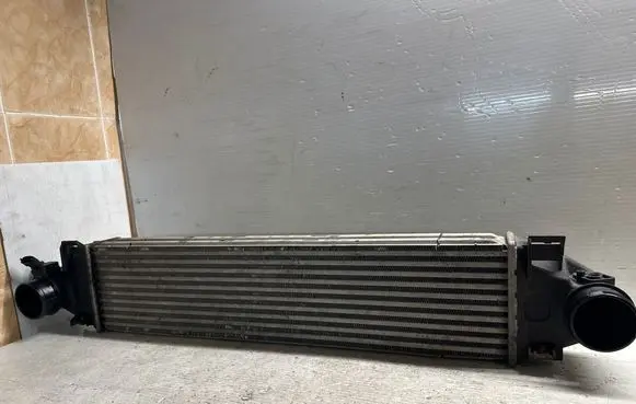 Volvo S60 Intercooler radiator 31338475