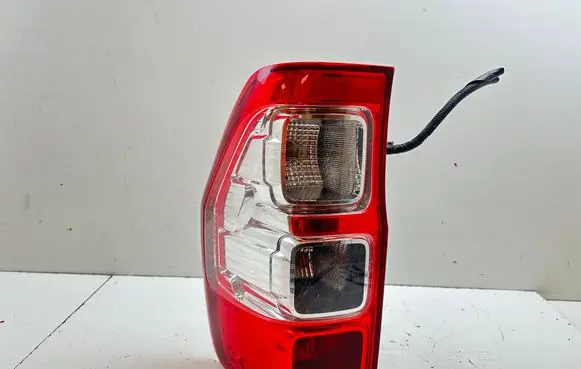 Ford Ranger Rear/tail lights B3913404