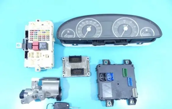 Lancia Thesis Engine control unit/module ECU 60679967 IMPRK1245108