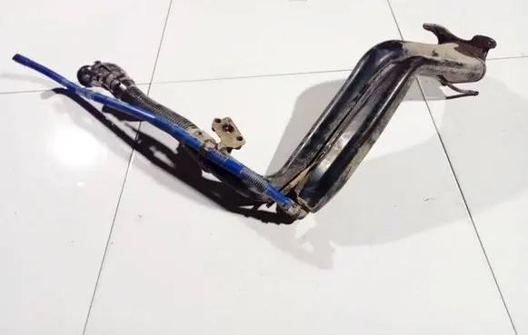 Fuel tank filler neck pipe