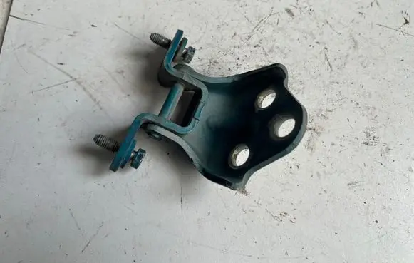 Volvo S40, V40 Front door upper hinge