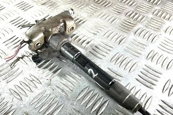 Mitsubishi ASX Fuel injector 1465A323
