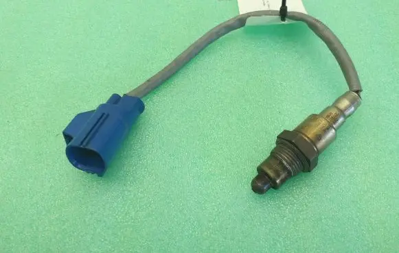 Jaguar F-Pace Lambda probe sensor DW939G444FC 0258030364 0258030365