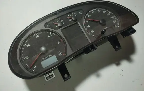 Volkswagen Polo IV 9N3 Speedometer (instrument cluster) 555001490100