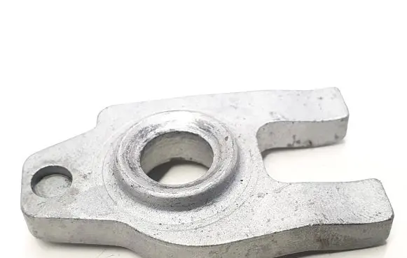 Nissan Qashqai+2 Fuel Injector clamp holder