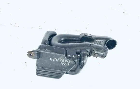 Intake resonator