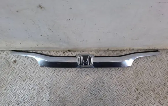 Honda CR-V Tailgate trim 74890T1VE000
