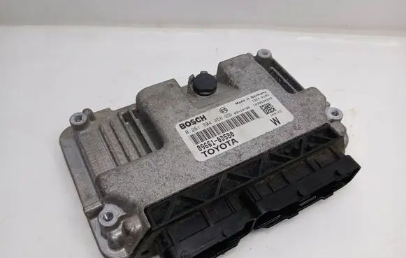 Toyota Yaris Engine control unit/module ECU 896610D580KAS 896610D580 0261S04458