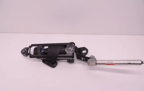Volvo S60 Front seatbelt 30734732 D72