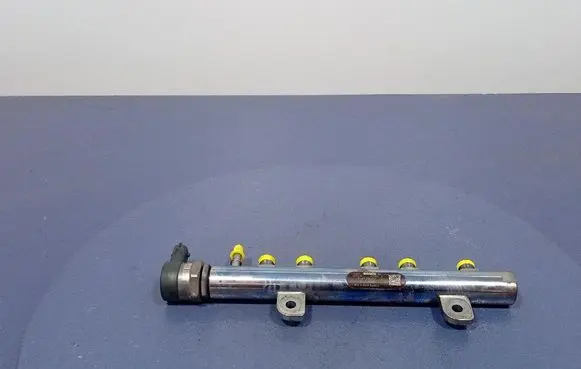 Jeep Grand Cherokee Fuel main line pipe 35022119G
