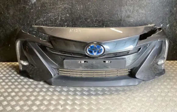 Toyota Prius (XW50) Front bumper