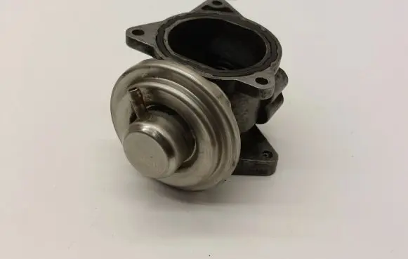 Audi A3 S3 8P EGR valve 038129637D