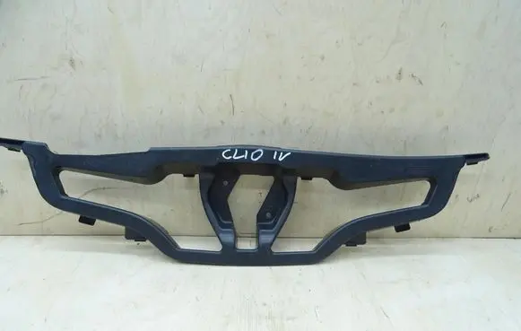 Renault Clio IV Front grill