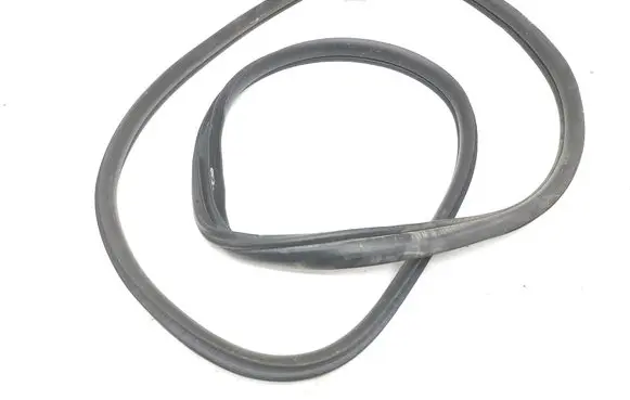 Mazda CX-30 Rear door rubber seal (on body) 