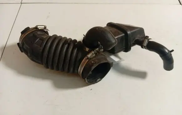 Nissan Qashqai Air intake hose/pipe