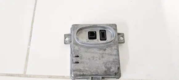 Volvo S80 Xenon control unit/module 6948180 W3T13271 6261110499