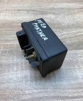 Peugeot Partner Glow plug pre-heat relay