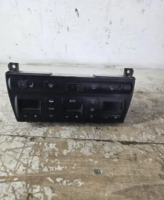 Audi A6 S6 C5 4B Climate control unit 4B0820043J 5HB00760418 D640000