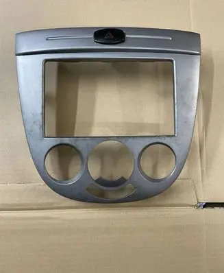 Chevrolet Lacetti Radio/GPS head unit trim 96555127