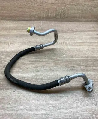Volvo XC90 Air conditioning (A/C) pipe/hose 31369331