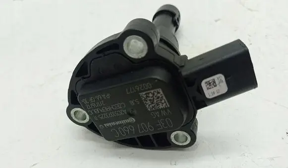 Audi A4 S4 B5 8D Oil level sensor 