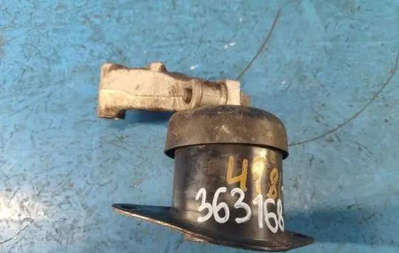 Honda Accord Engine mount bracket 50820TA0A01