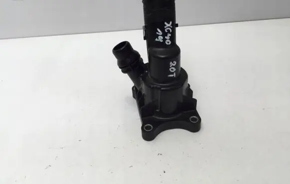 Volvo XC40 Thermostat/thermostat housing 31686046