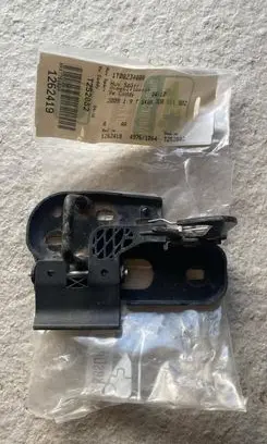 Volkswagen Caddy Engine bonnet/hood lock/catch 1T0823480A 1262419 49761064