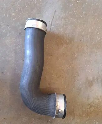 Volkswagen Touran I Intercooler hose/pipe