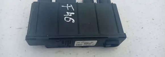 BMW X1 F48 F49 Power management control unit 8647841