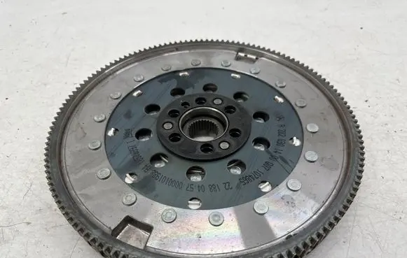 Mercedes-Benz CLA C118 X118 Flywheel A2820301400