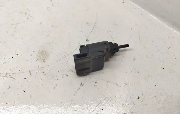Volkswagen Golf IV Brake pedal sensor switch 1J0945511D 12597 19322000