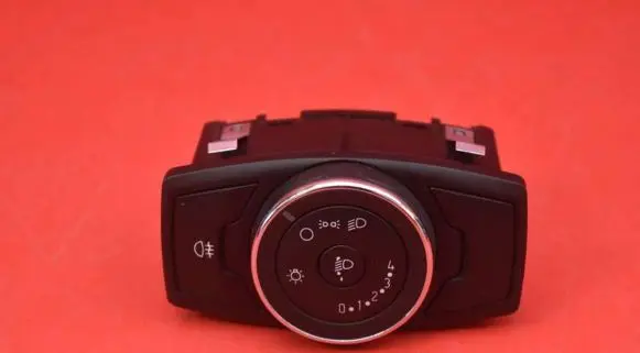 Ford Focus Light switch 10093012