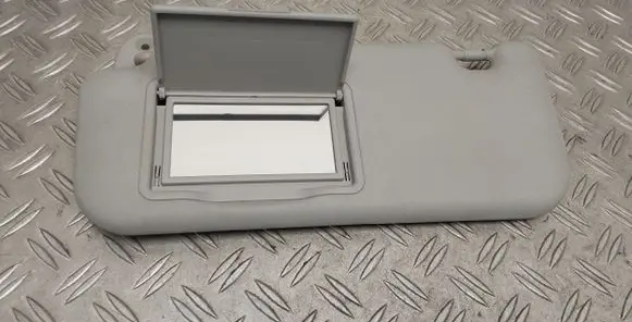 Toyota Auris E180 Sun visor
