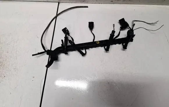 Volkswagen Tiguan Ignition plug leads 03L971824A