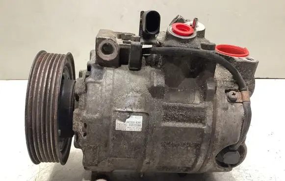 Volkswagen Golf V Air conditioning (A/C) compressor (pump) 7SEU16C 03C03386