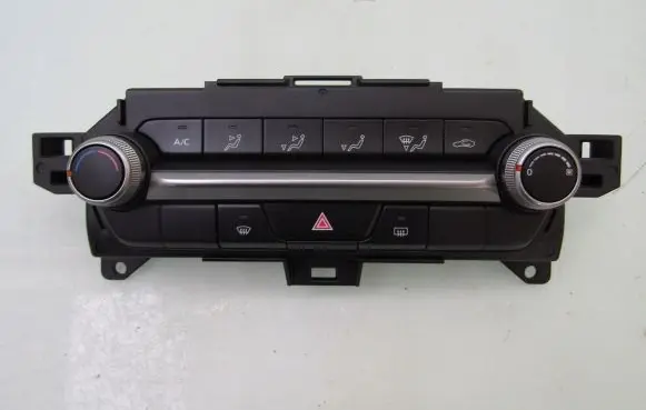 Mazda CX-30 Climate control unit 61190A