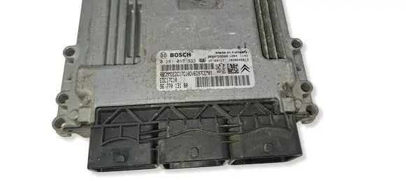 Citroen C4 II Engine control unit/module 0281017333 9677013180 9666729580