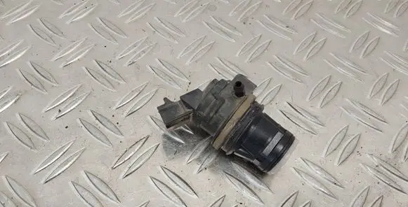 Windscreen/windshield washer pump
