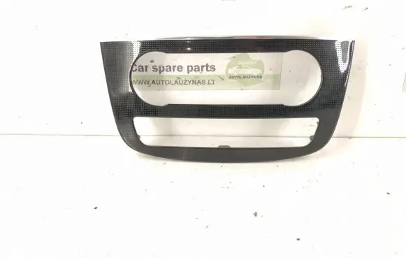Mercedes-Benz R W251 Radio/GPS head unit trim 2516800339 A2516800339