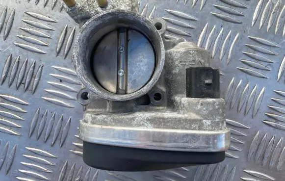 Volkswagen PASSAT B6 Throttle valve 06F133062 408238327003 04383L
