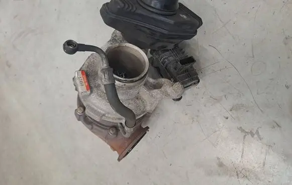 BMW 3 F30 F35 F31 Turbo 17458