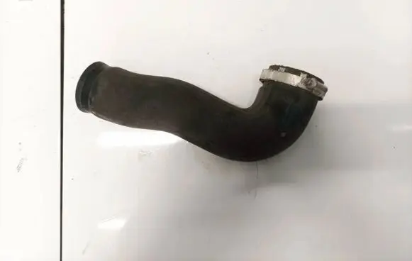 Intercooler hose/pipe