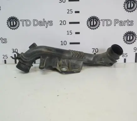 Audi A4 S4 B8 8K Intercooler hose/pipe 8K0145673L