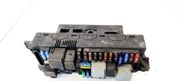 Mercedes-Benz E W211 Fuse box set 2115453801