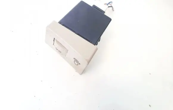 Hyundai Santa Fe Headlight level height control switch